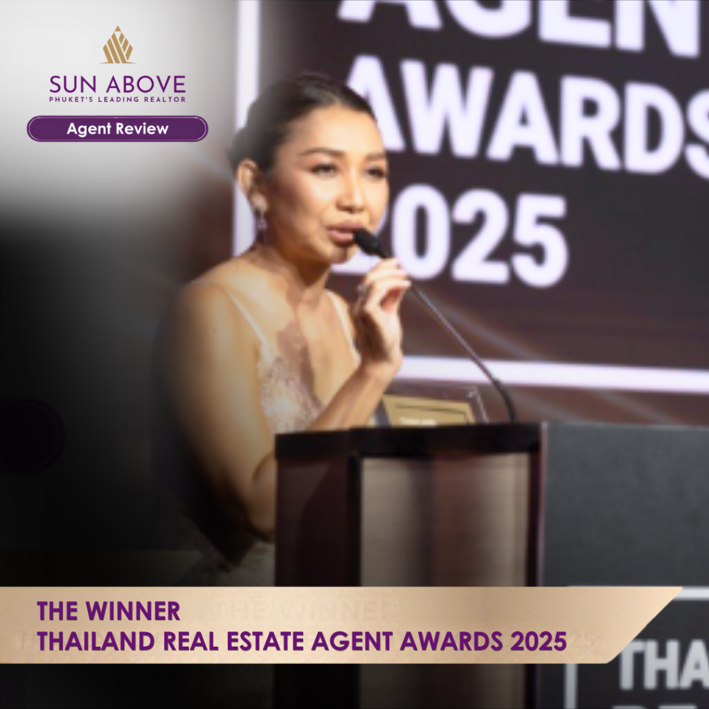 Por Warichsaphorn accepting the Thailand Real Estate Agent Awards 2025 for Sun Above Phuket