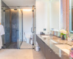 Master bathroom in luxury villa Phuket - Sun Above Phuket