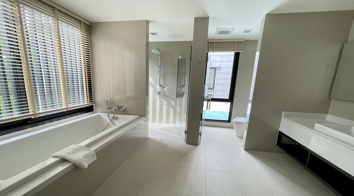 Laguna Park 65/135 – 5 Bedrooms