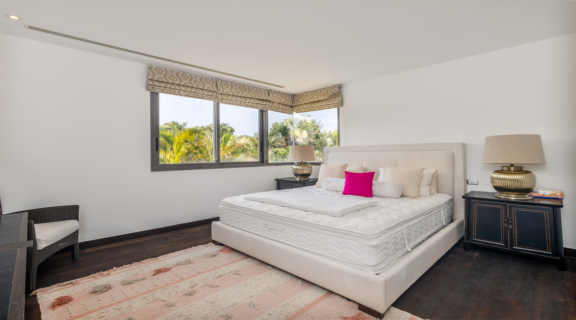 Lotus Garden Residence Duplex Penthouse 3 Bedrooms