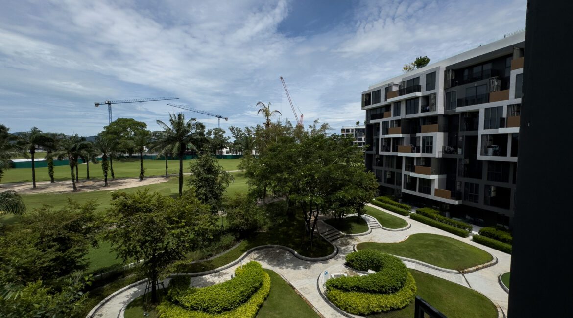 Laguna Sky Park Studio
