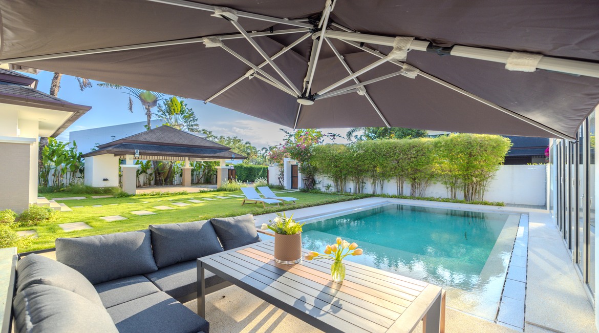 Luxury 5-Bedroom Pool Villa Near Layan Beach - Sun Above Phuket
